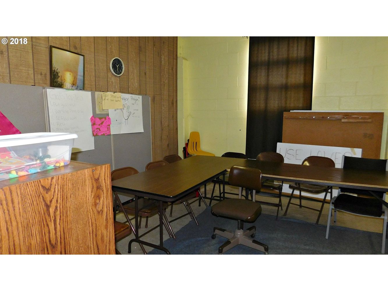 2837 W Harvard Ave, Roseburg, OR 97471